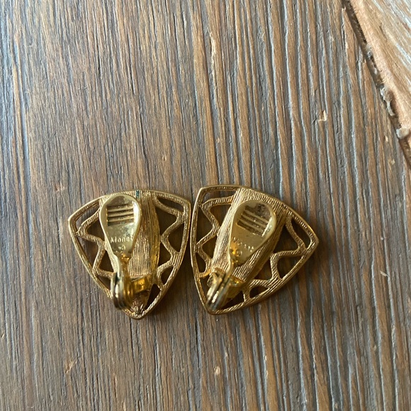 Monet Vintage Earrings - Picture 4 of 5